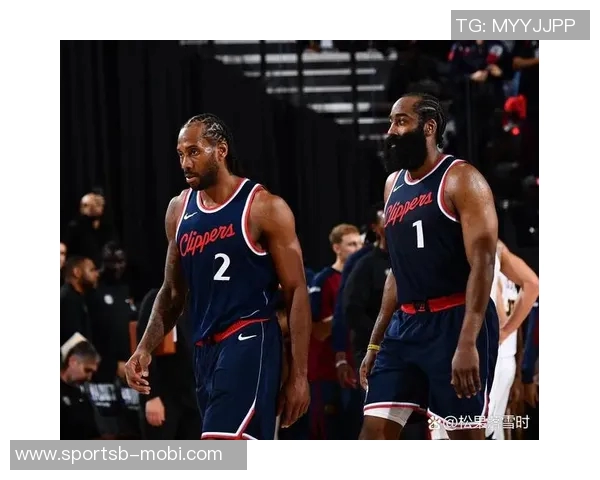 哈登小卡大洛三人均得25分创34岁以上球员组队得分新纪录